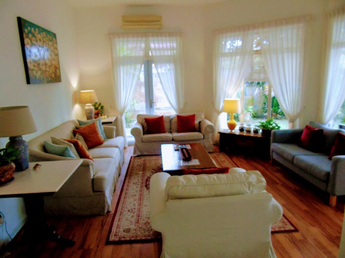 سيبانغ Rumah Putih Near Klia المظهر الخارجي الصورة