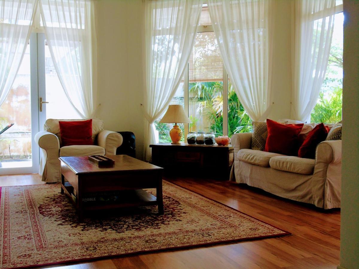 سيبانغ Rumah Putih Near Klia المظهر الخارجي الصورة