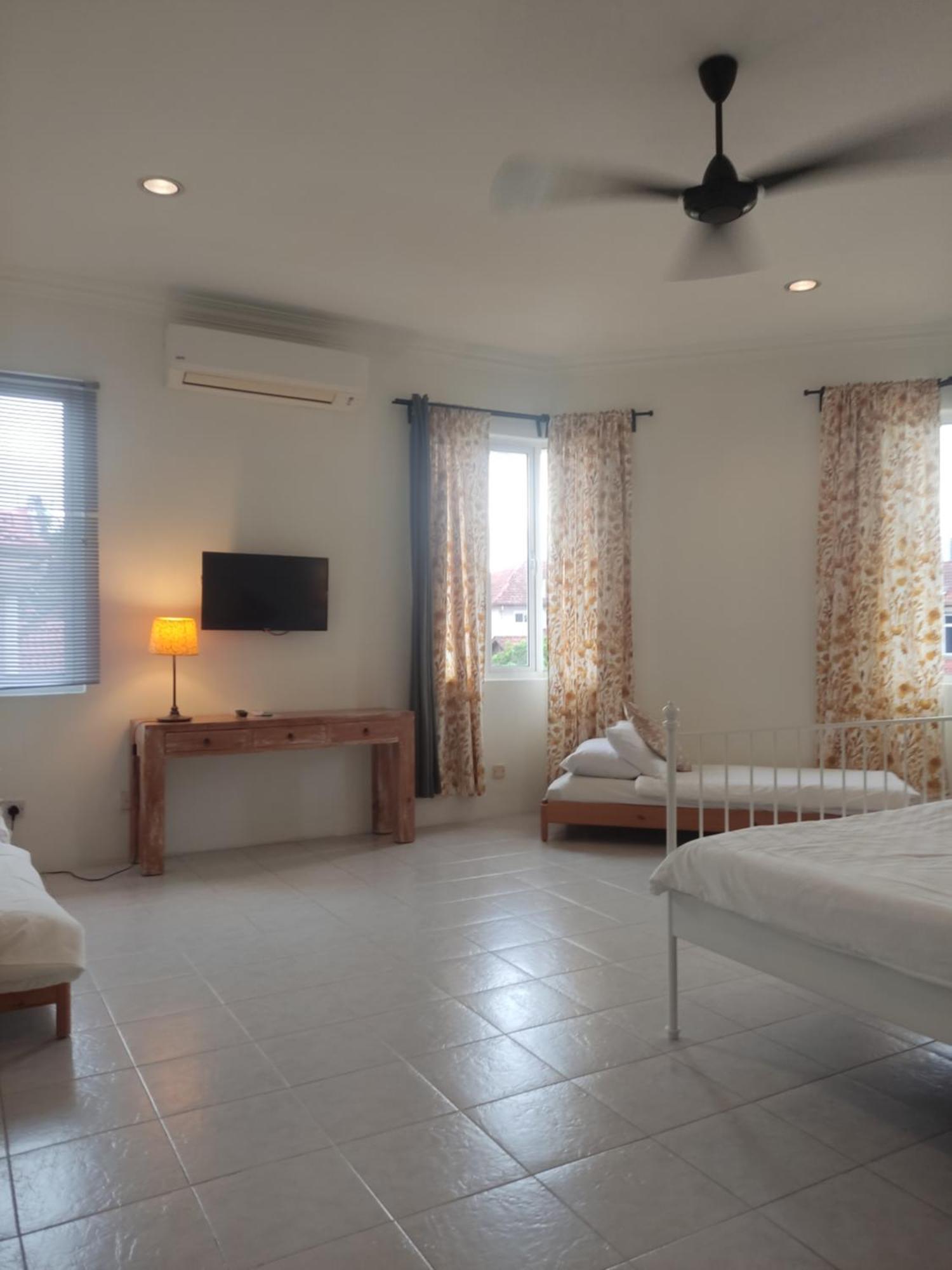 سيبانغ Rumah Putih Near Klia المظهر الخارجي الصورة